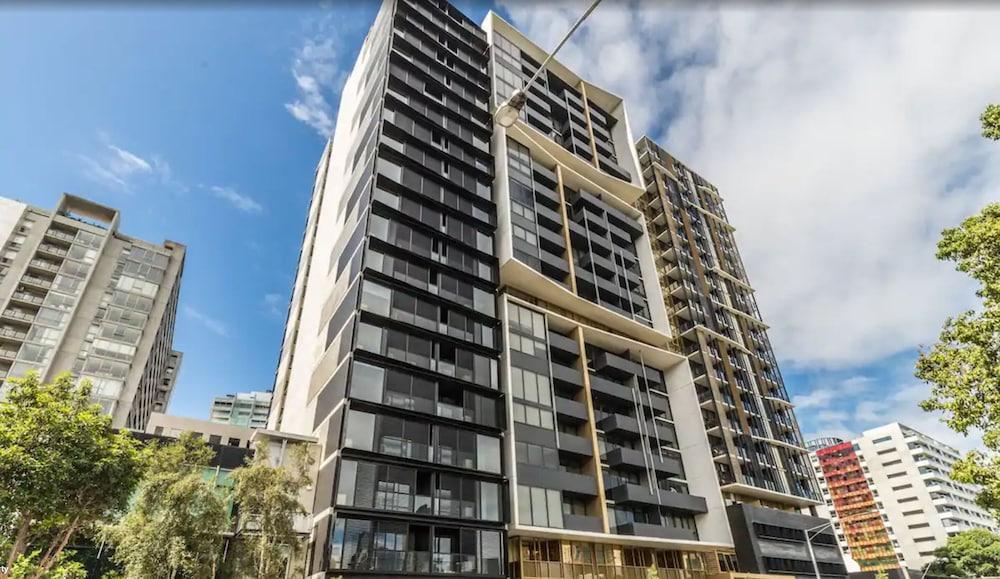 Saint Domain Aparthotel Melbourne Buitenkant foto